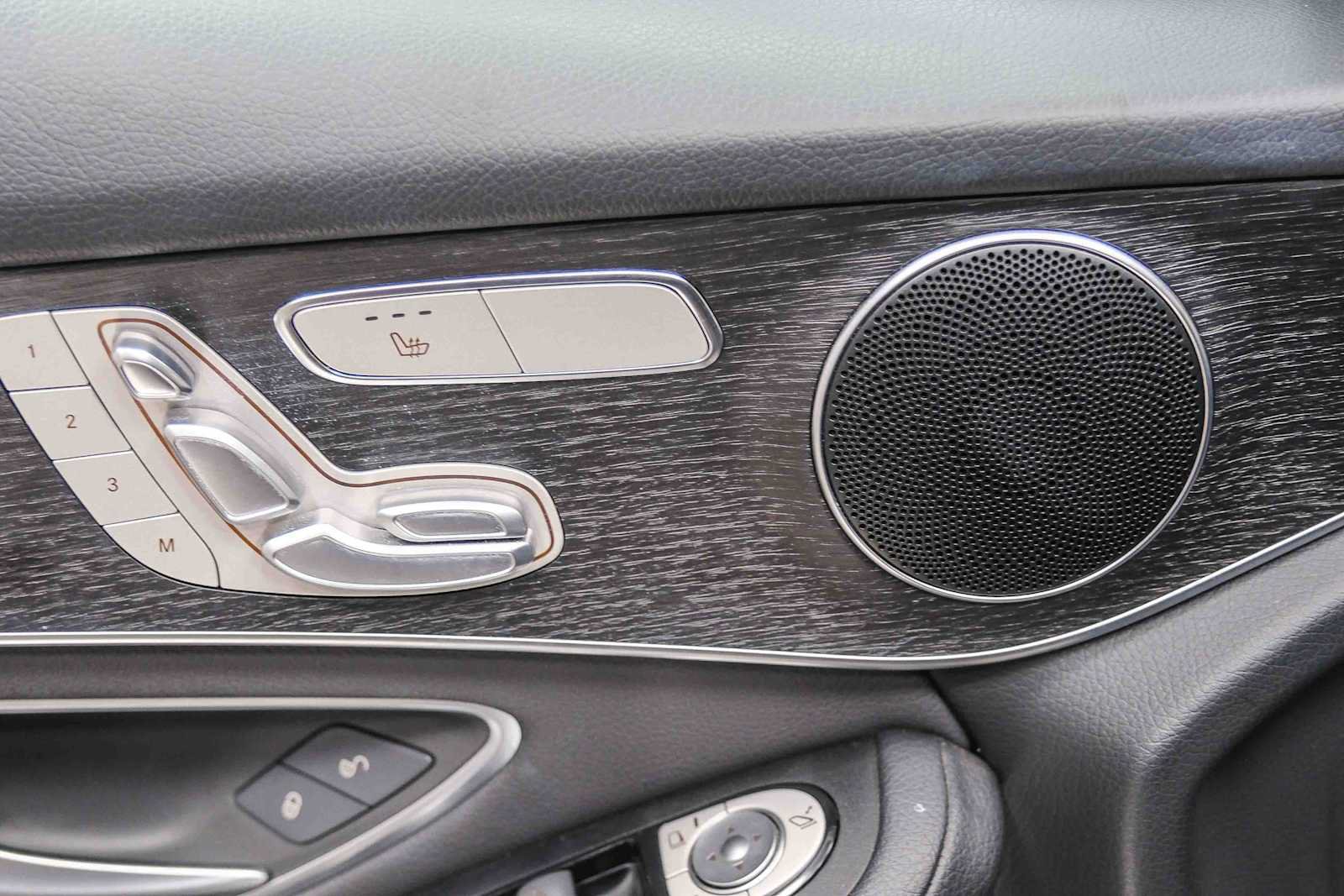 Certified 2022 Mercedes-Benz GLC 300 image 26