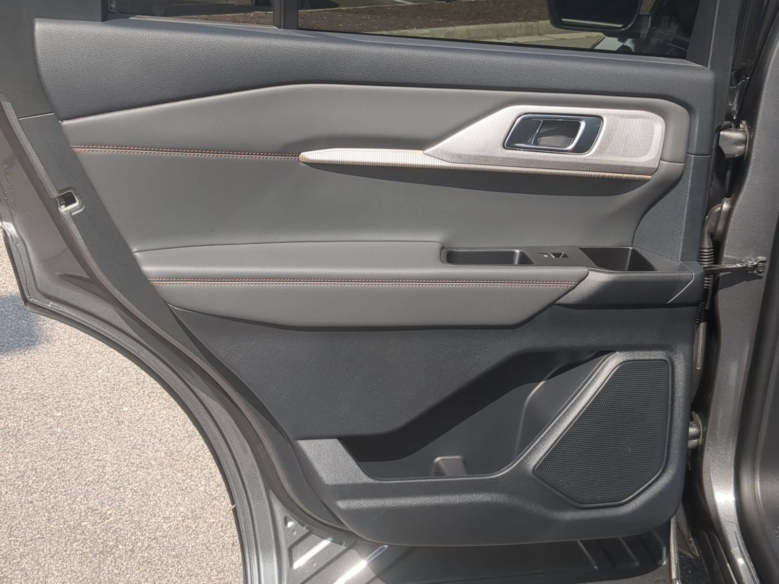 New 2026 Ford Explorer Active AWD/4WD image 28
