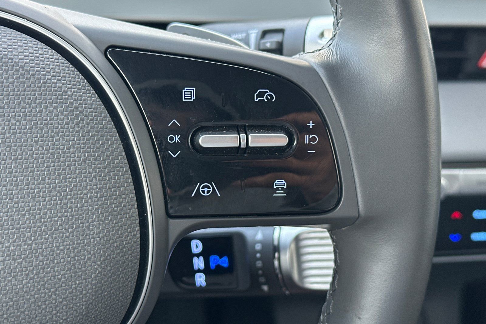 Certified 2024 Hyundai Ioniq 5 SEL RWD image 28