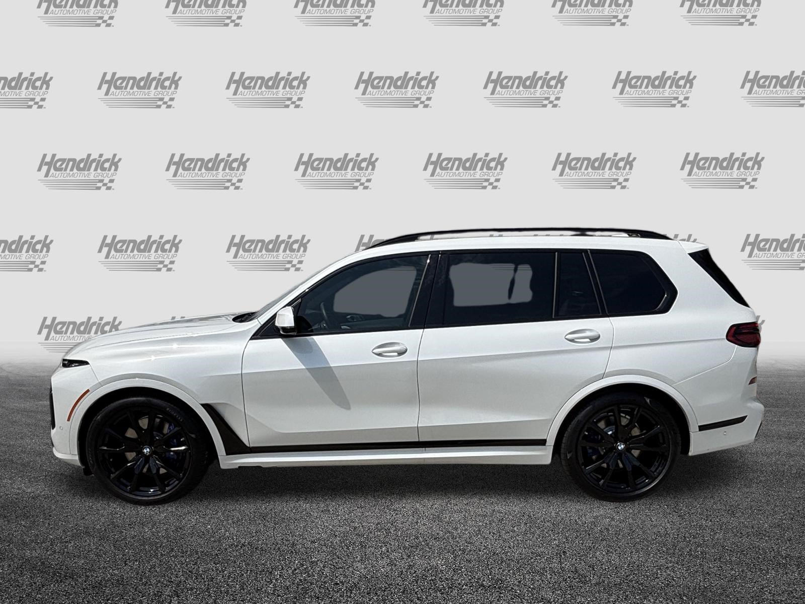 Used 2026 BMW X7 xDrive40i w/ M Sport Package AWD/4WD image 7
