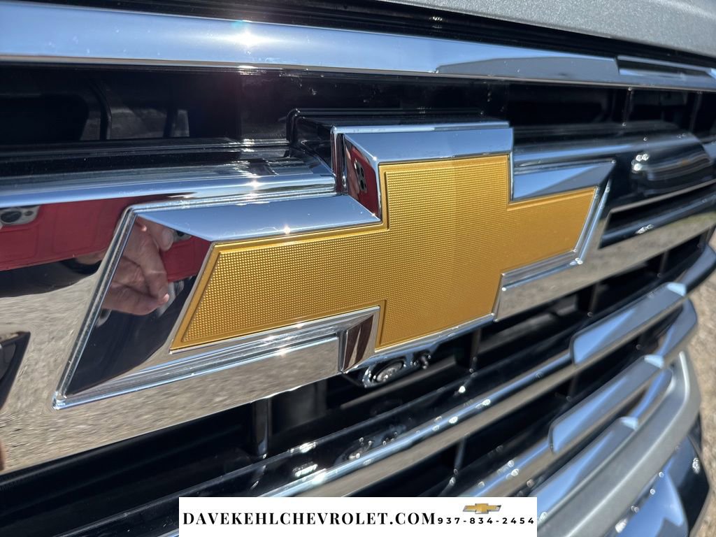 Used 2025 Chevrolet Silverado 2500 LTZ w/ LTZ Premium Package AWD/4WD image 37