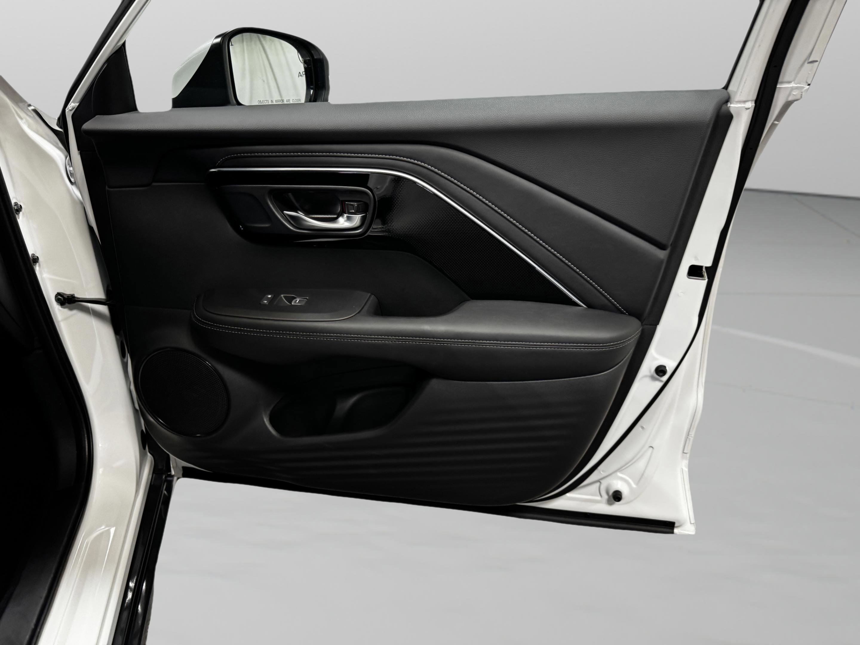 Certified 2025 Acura ADX AWD image 29