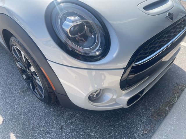 Used 2021 MINI Cooper S FWD image 2