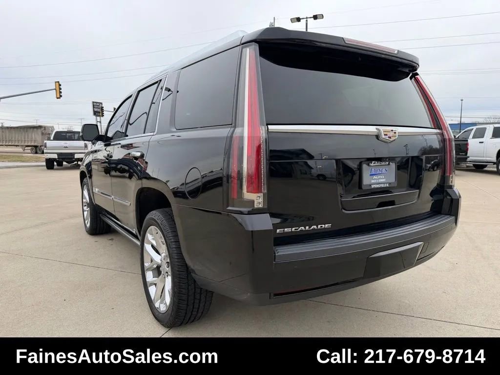 Used 2018 Cadillac Escalade Premium Luxury image 13