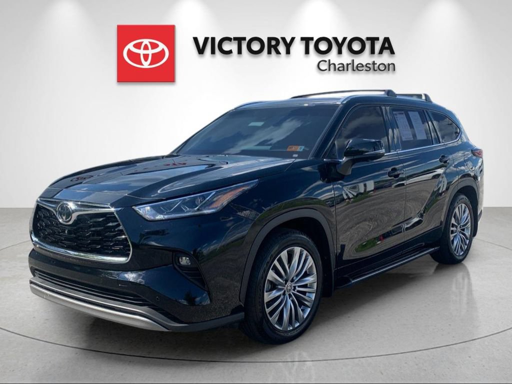 Used 2026 Toyota Highlander Platinum AWD/4WD video 1