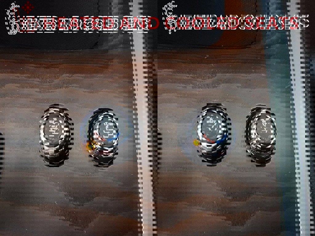 Used 2019 Nissan Pathfinder Platinum w/ Cargo Package image 26