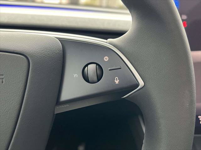 Used 2026 Tesla Model Y 2WD image 25