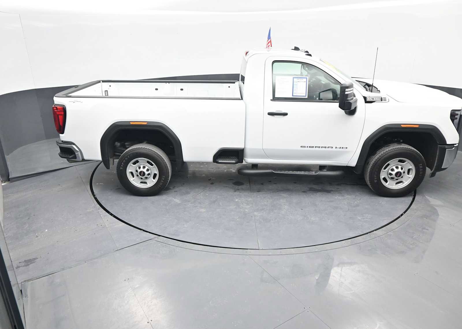 Used 2025 GMC Sierra 2500 Pro w/ Convenience Package image 33
