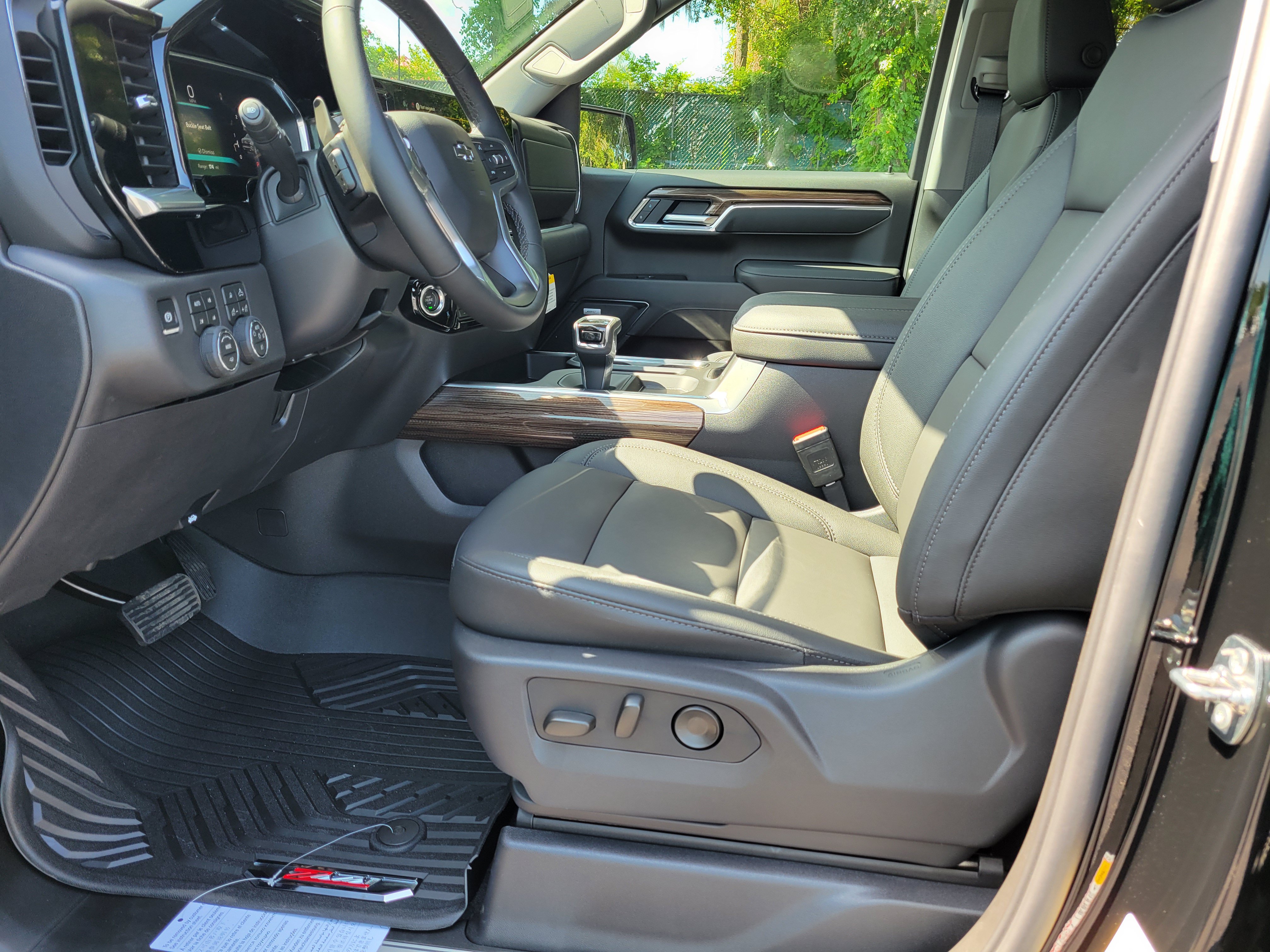 New 2026 Chevrolet Silverado 1500 RST w/ RST All Star Premium Package AWD/4WD image 38