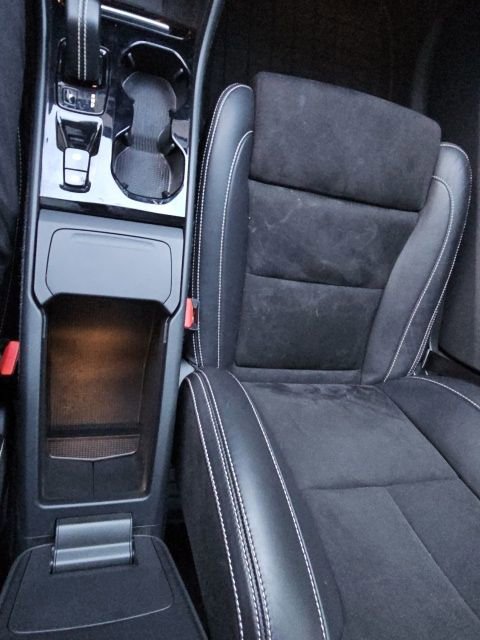 Used 2021 Volvo XC40 T5 R-Design w/ Advanced Package image 61