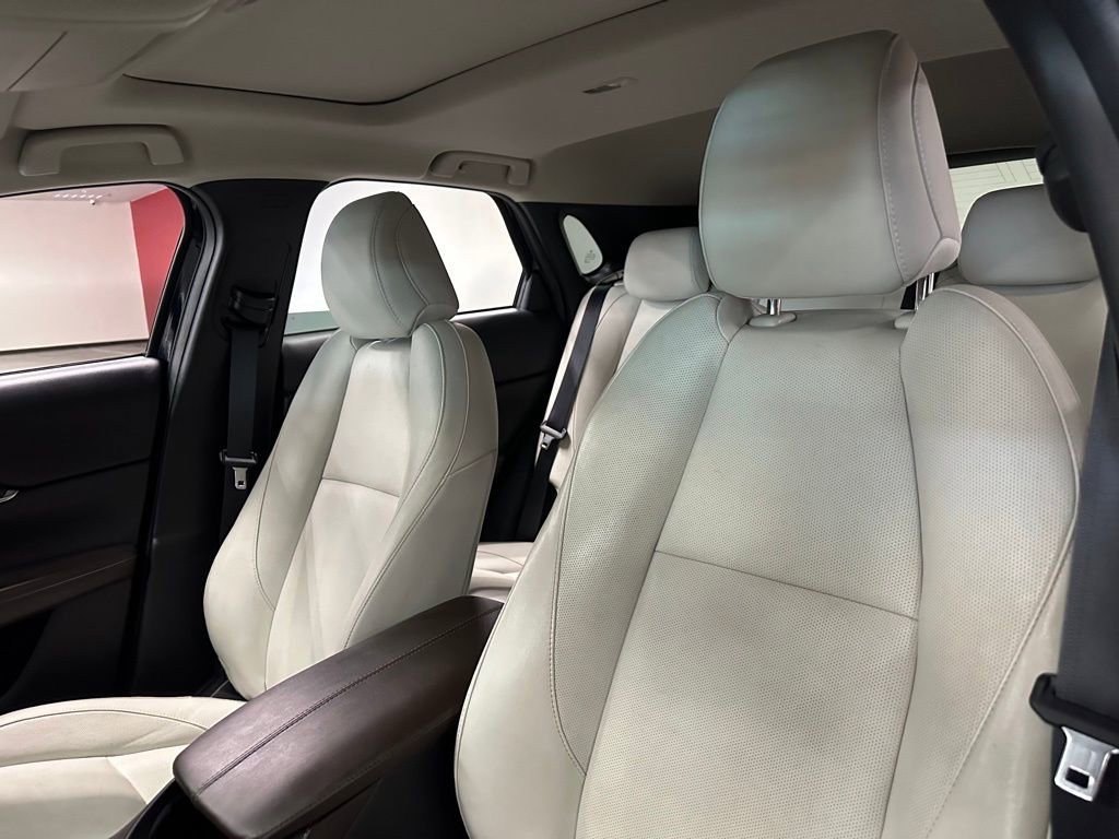 Used 2023 MAZDA CX-30 AWD 2.5 S w/ Premium Package image 16