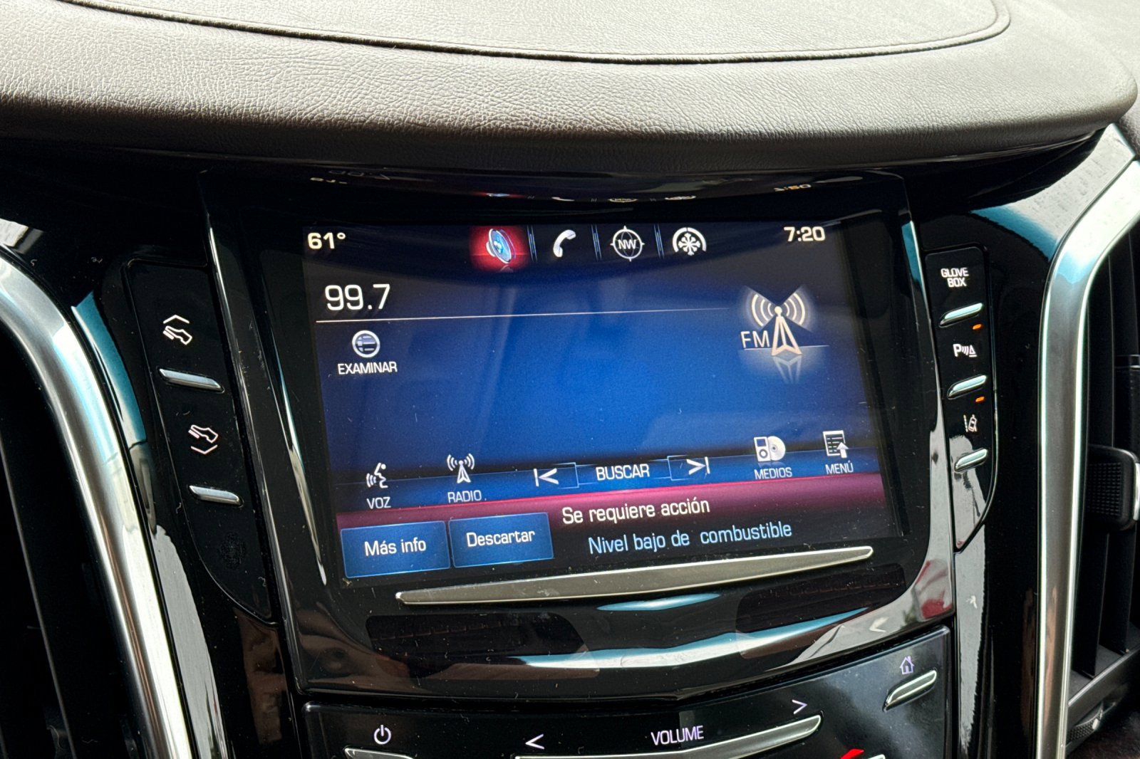 Used 2015 Cadillac Escalade Premium image 25