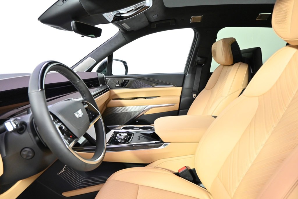 New 2026 Cadillac Escalade IQ Sport 2 w/ LPO, ONYX Package image 13