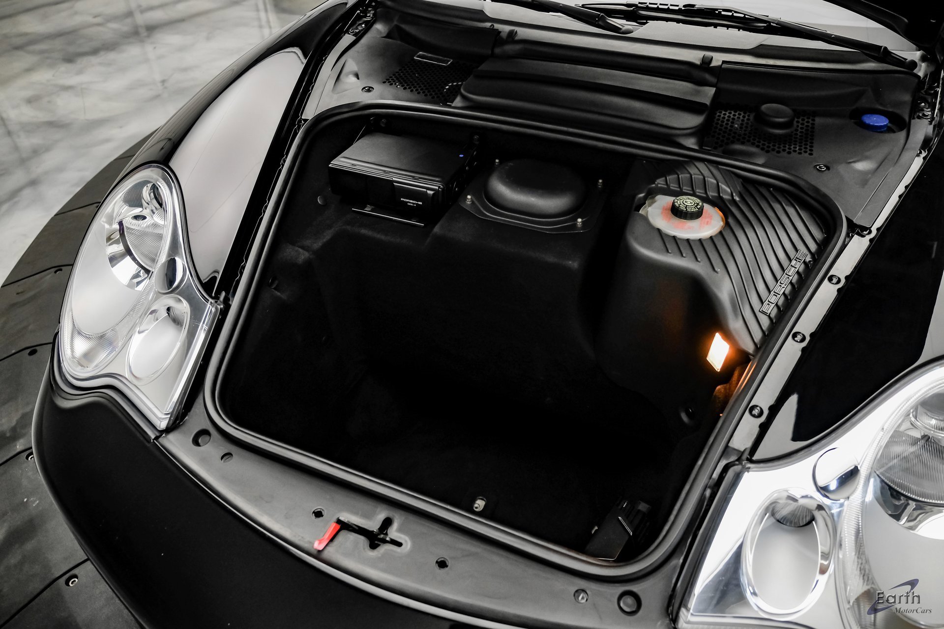 Used 2005 Porsche 911 Turbo S image 82