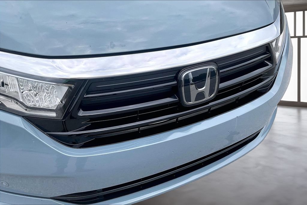 Used 2023 Honda Odyssey Touring image 32