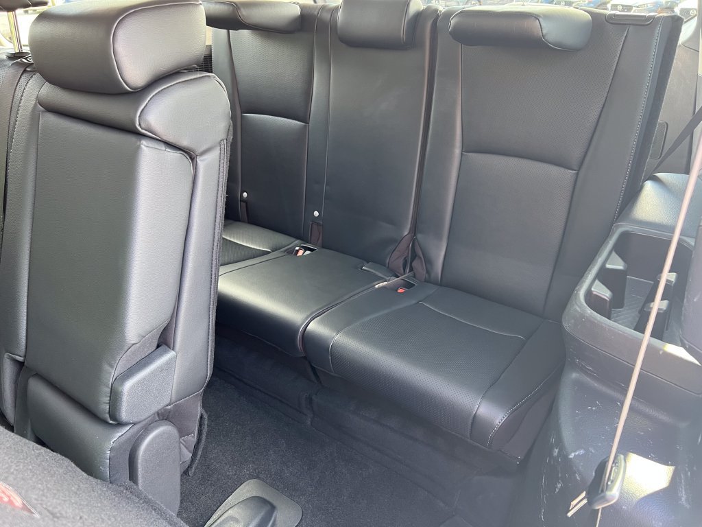 Used 2024 Toyota Grand Highlander AWD image 16