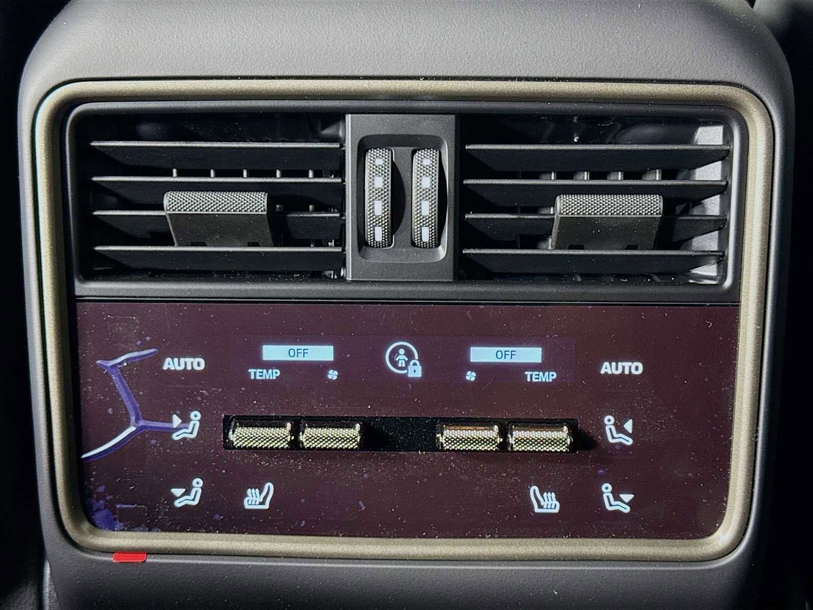 New 2026 Porsche Cayenne Turbo image 27