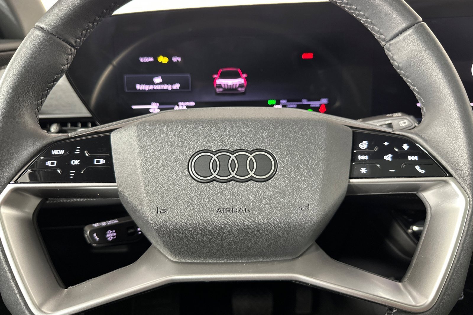 Used 2025 Audi Q6 e-tron Premium w/ Convenience Package image 22