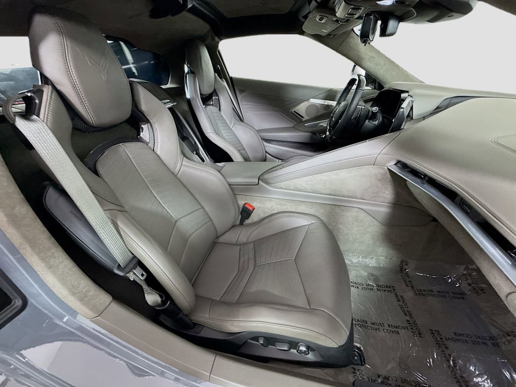 Used 2025 Chevrolet Corvette Z06 image 25