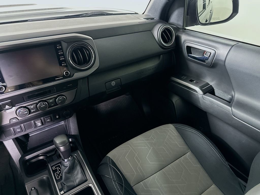Used 2023 Toyota Tacoma TRD Sport image 19