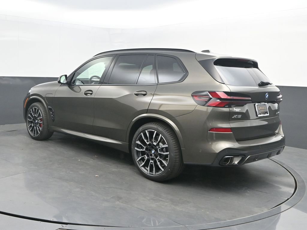 New 2026 BMW X5 xDrive50e AWD/4WD image 3
