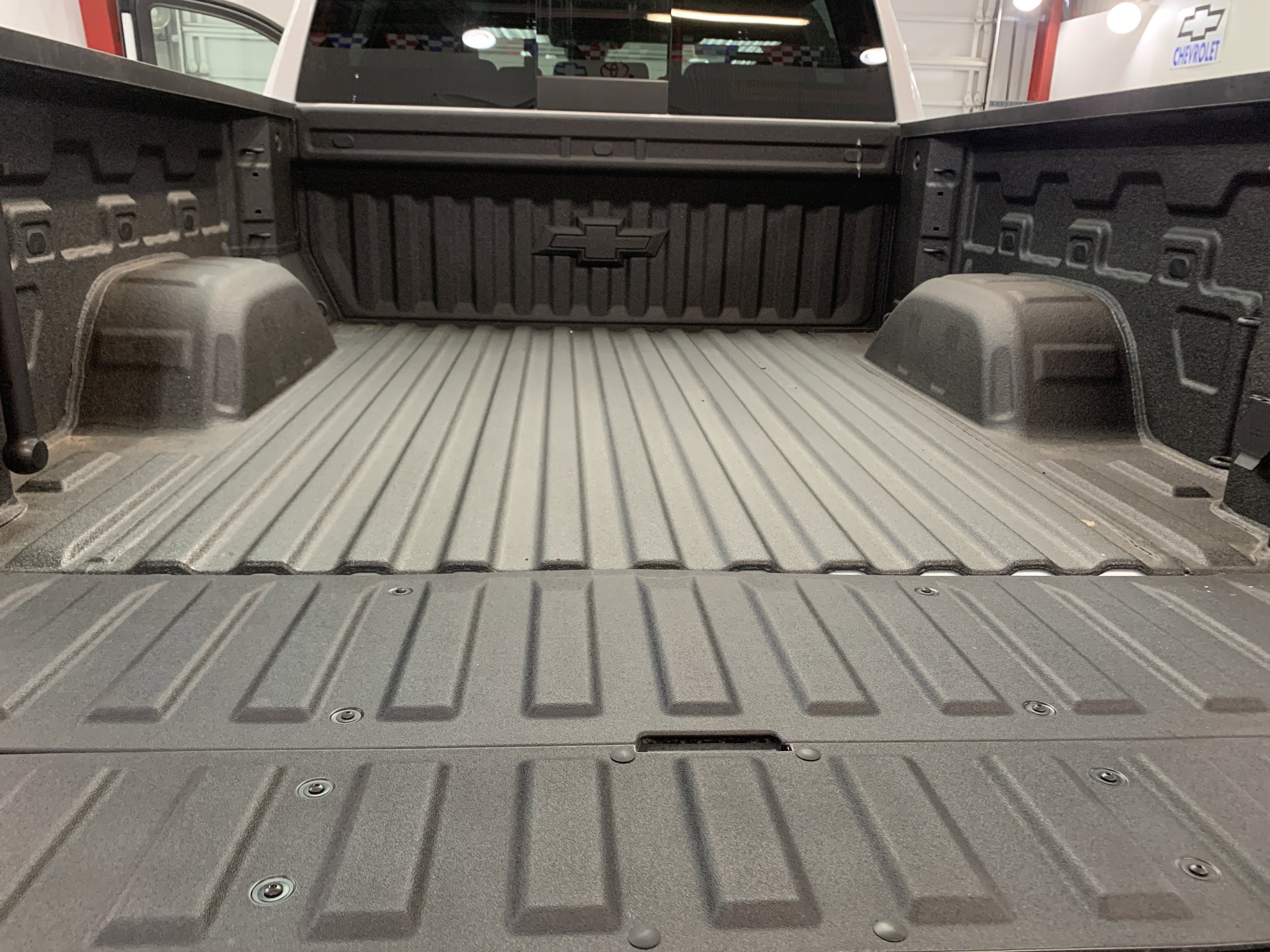 New 2025 Chevrolet Silverado 1500 ZR2 w/ Technology Package image 20