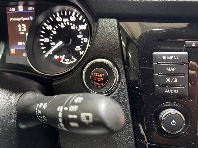 Used 2020 Nissan Rogue Sport SL image 32