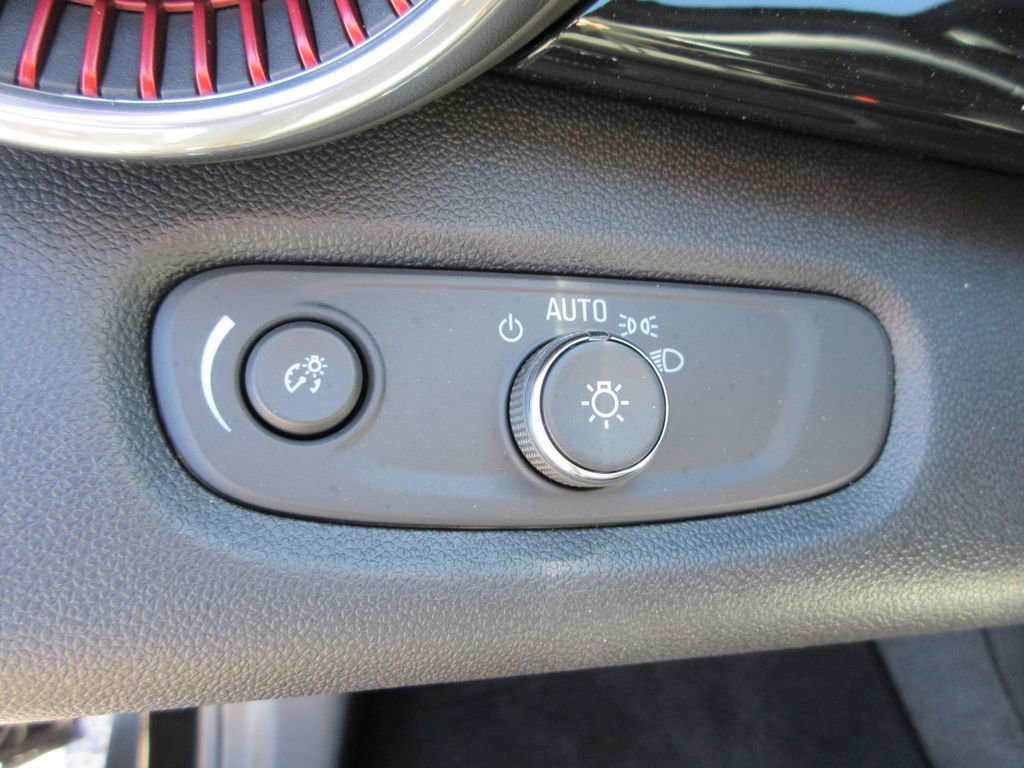 New 2026 Chevrolet Trax RS w/ Driver Confidence Package FWD image 22