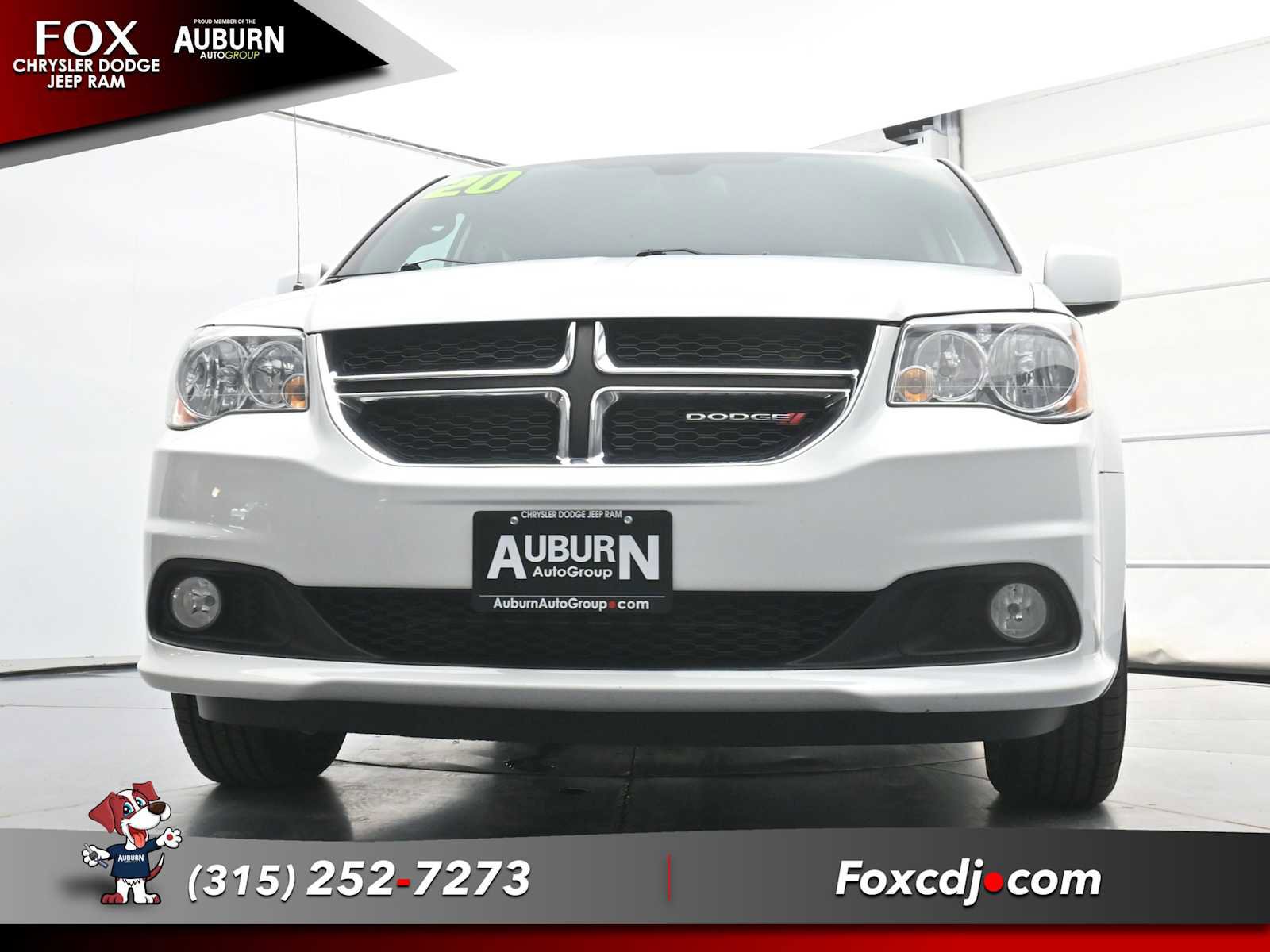 Used 2020 Dodge Grand Caravan SXT w/ Driver Convenience Group FWD image 19
