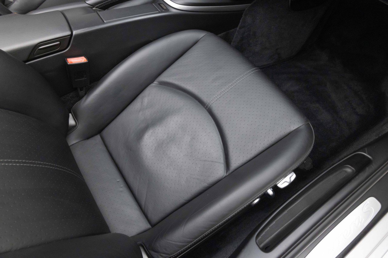 Used 2006 Porsche 911 Carrera S RWD image 40