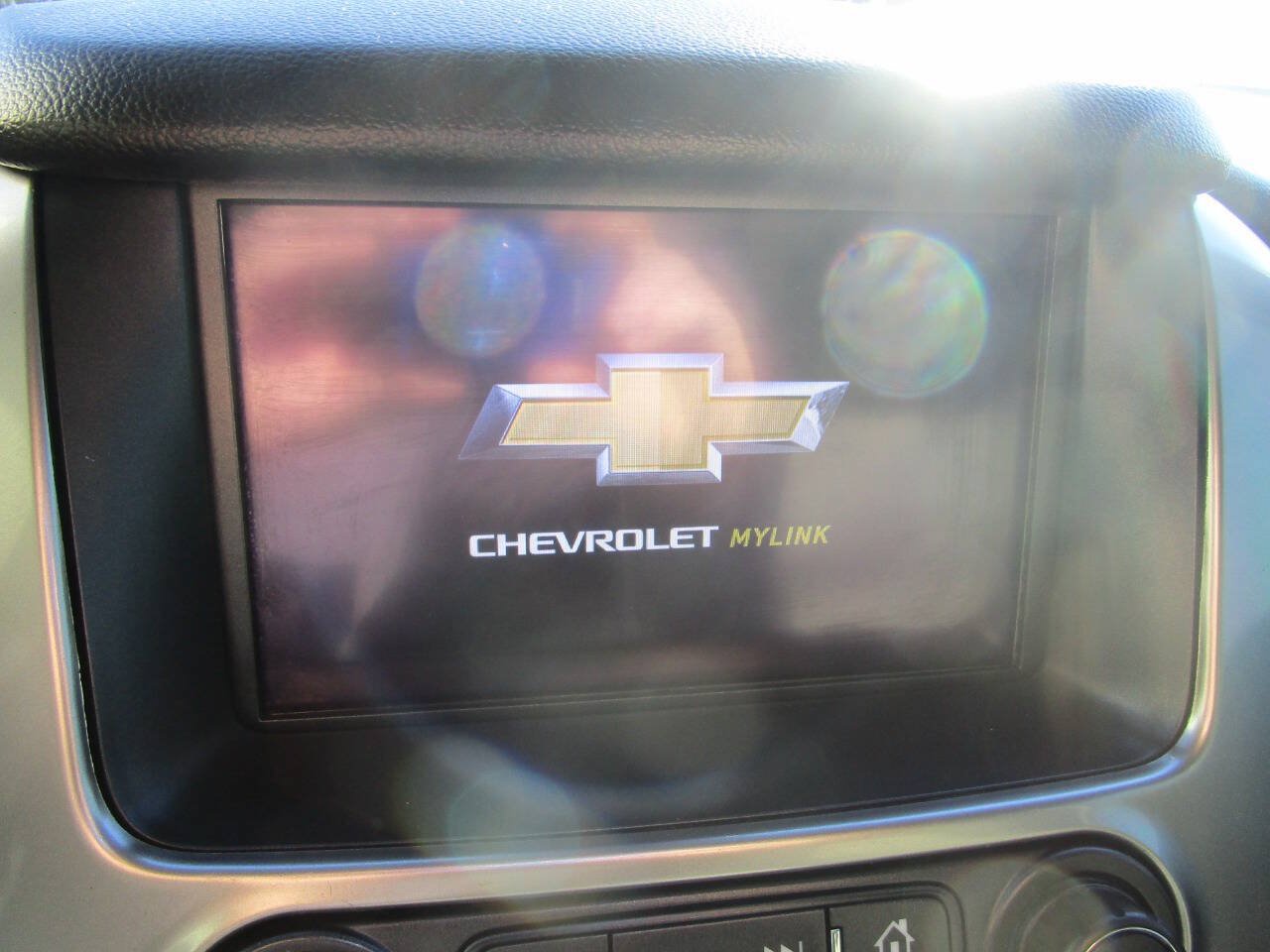 Used 2019 Chevrolet Suburban LT AWD/4WD image 16