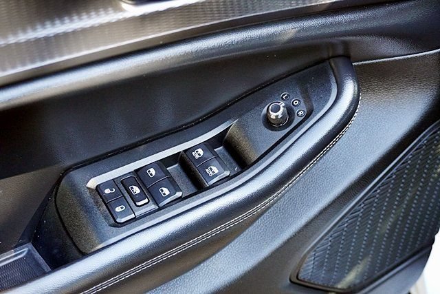 Used 2023 Jeep Grand Cherokee Laredo RWD image 23