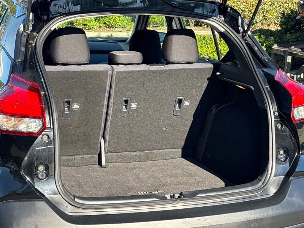 Used 2018 Nissan Kicks S image 25