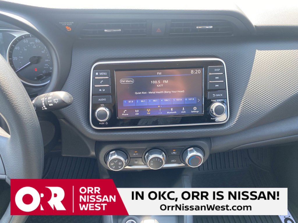 New 2025 Nissan Kicks Play S image 24