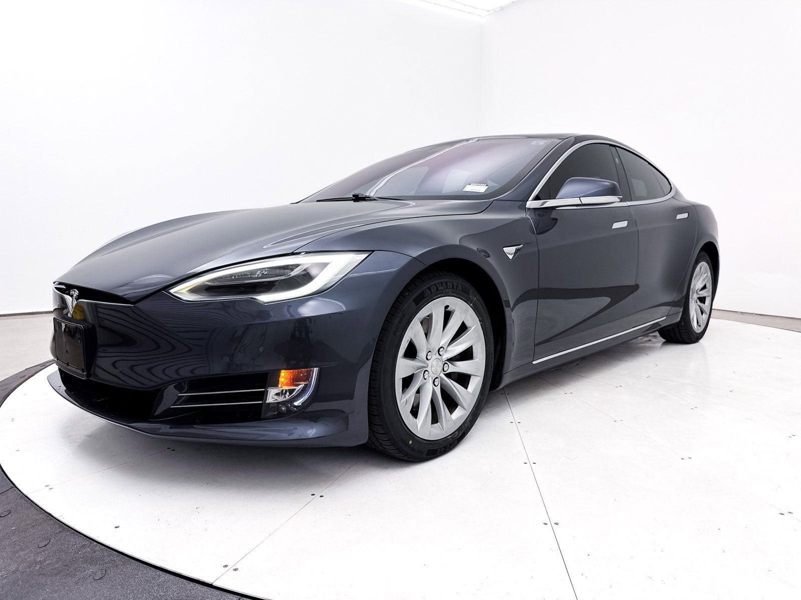 Used 2019 Tesla Model S 100D image 12