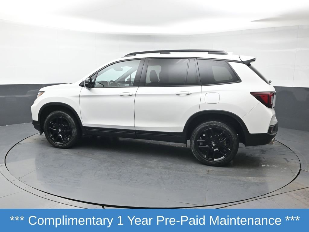 Used 2024 Honda Passport Black Edition image 4