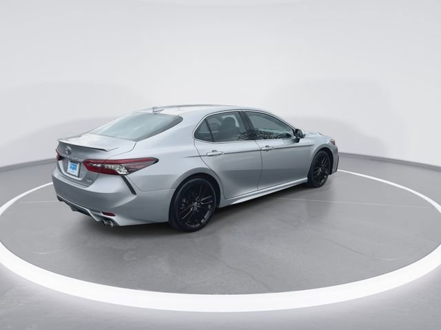 Used 2023 Toyota Camry XSE image 6