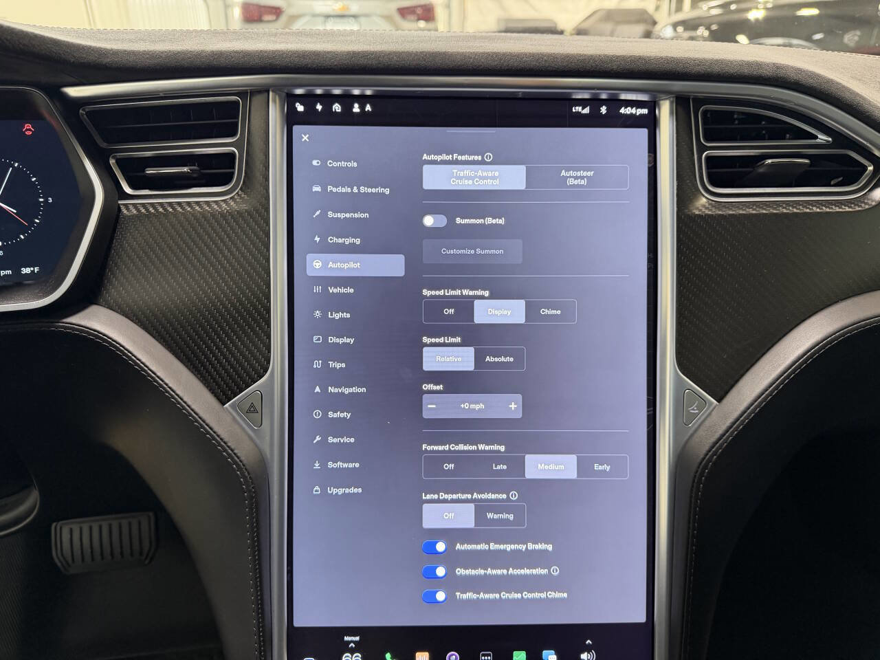 Used 2016 Tesla Model S 90D image 21