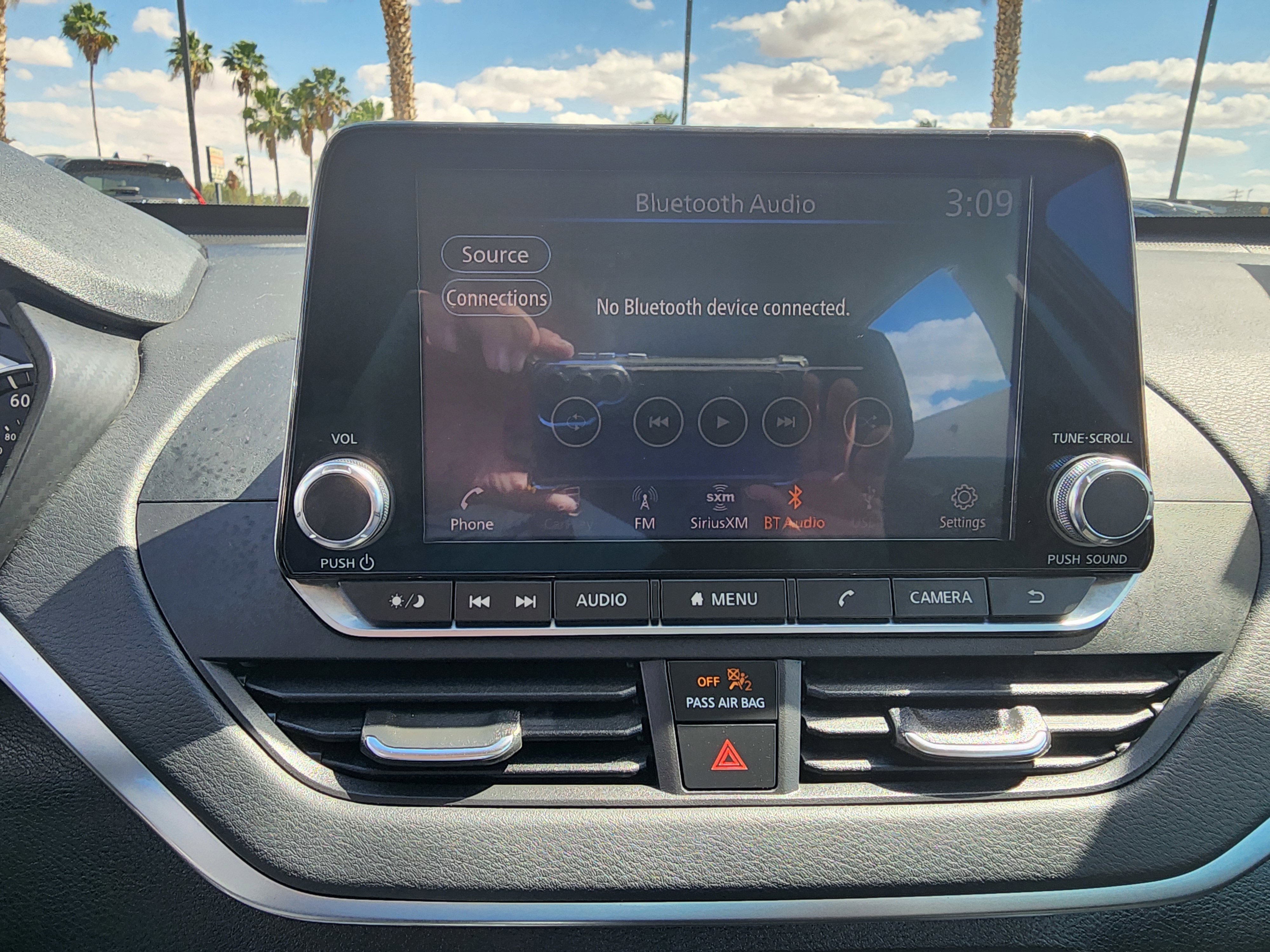 Used 2019 Nissan Altima 2.5 S FWD image 17