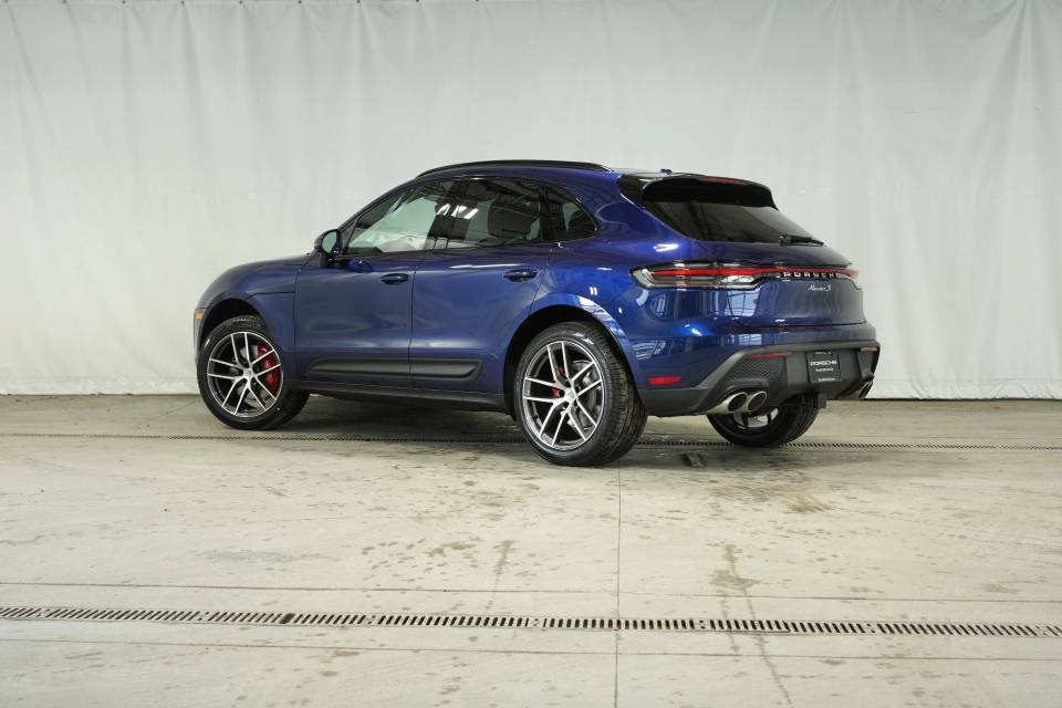New 2026 Porsche Macan S AWD/4WD image 3