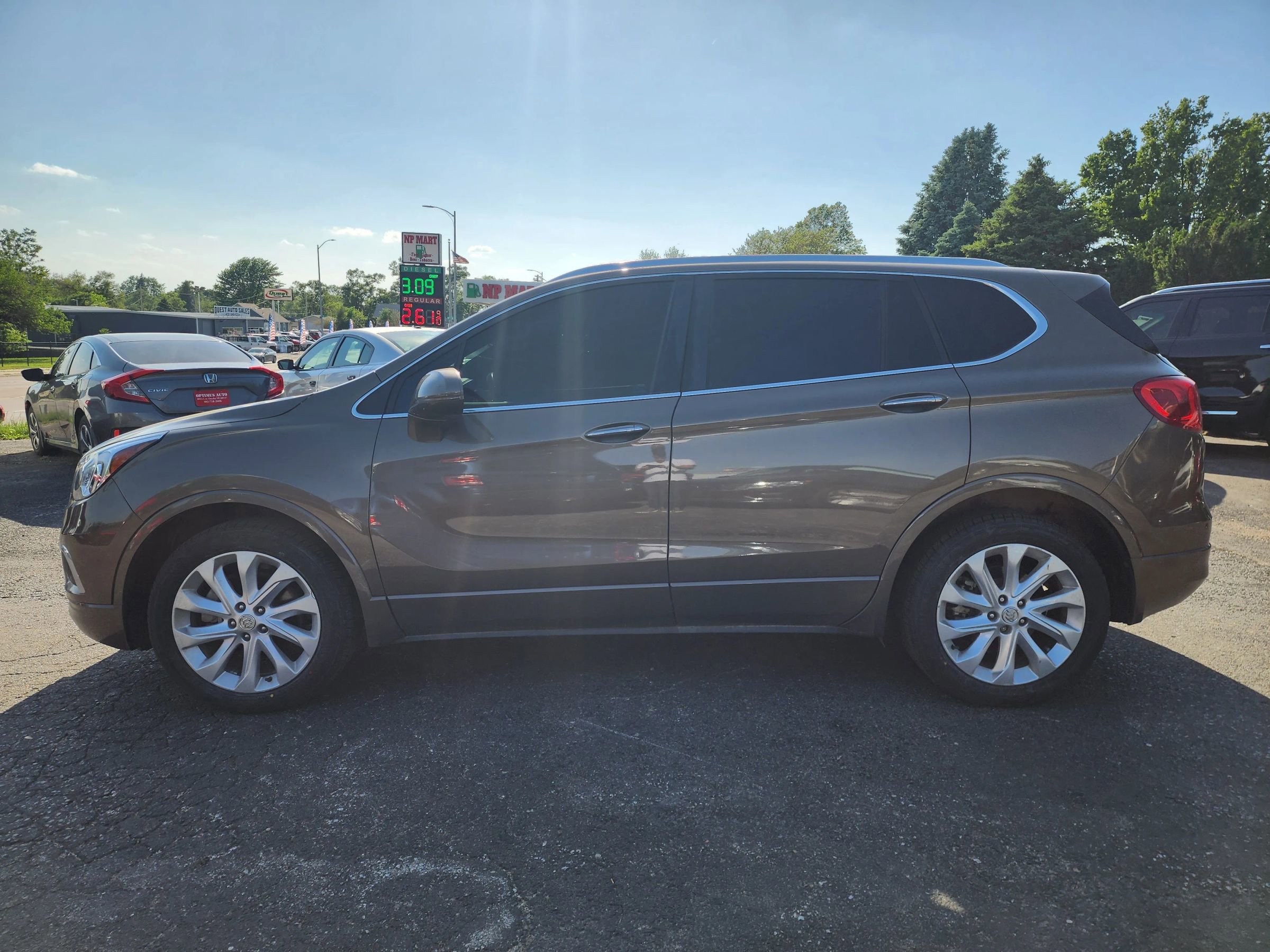 Used 2017 Buick Envision Premium image 4