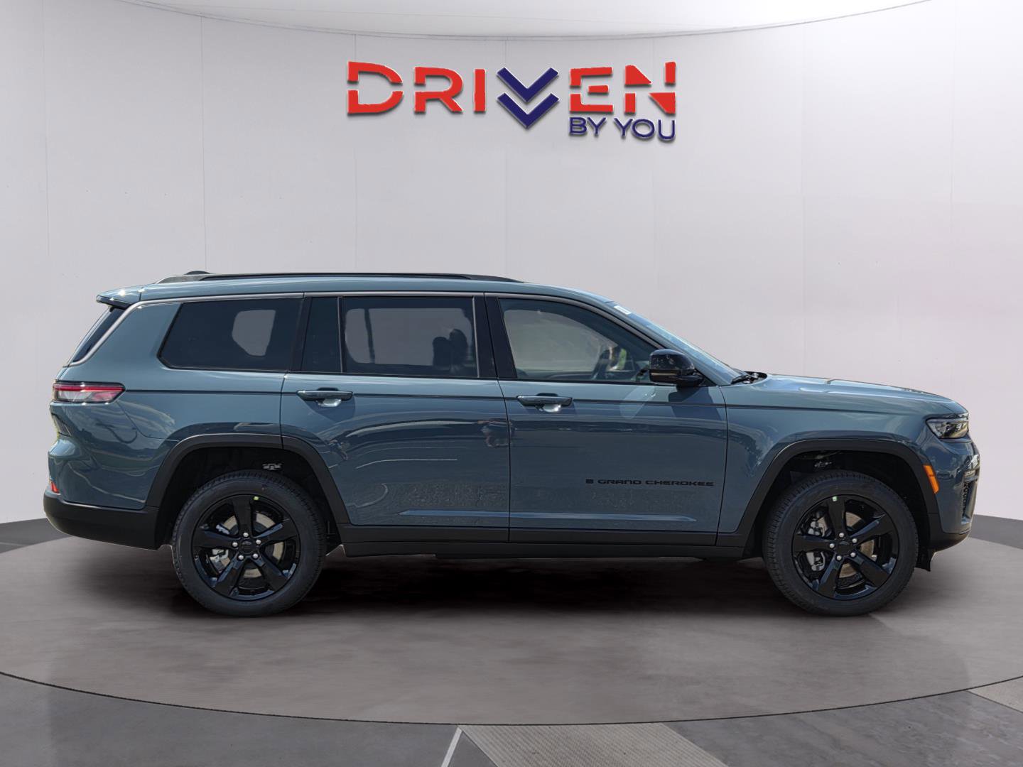 New 2026 Jeep Grand Cherokee L Limited image 6