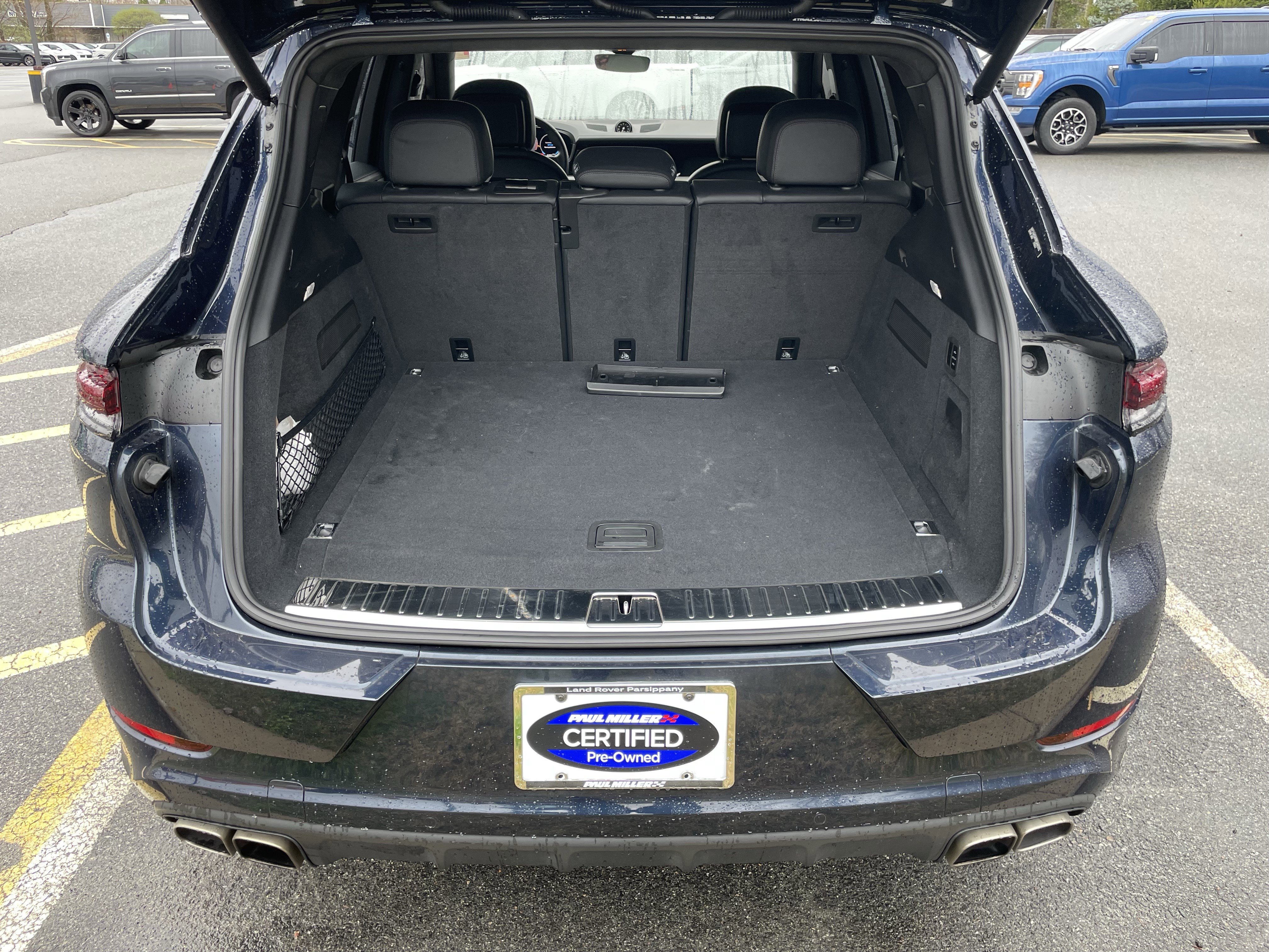 Used 2024 Porsche Cayenne Turbo image 37