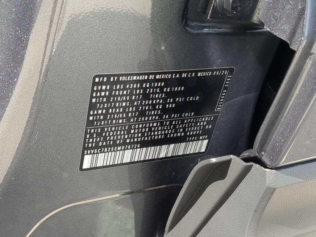 Certified 2025 Volkswagen Taos S FWD image 32