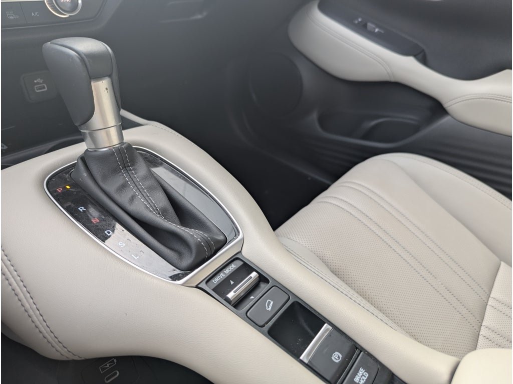 Certified 2025 Honda HR-V EX-L image 21