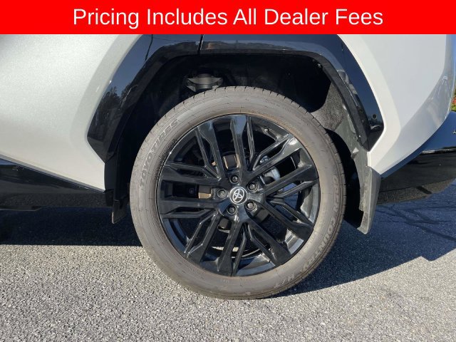 Certified 2026 Toyota RAV4 XSE w/ Panoramic Sun Roof Package AWD/4WD image 9