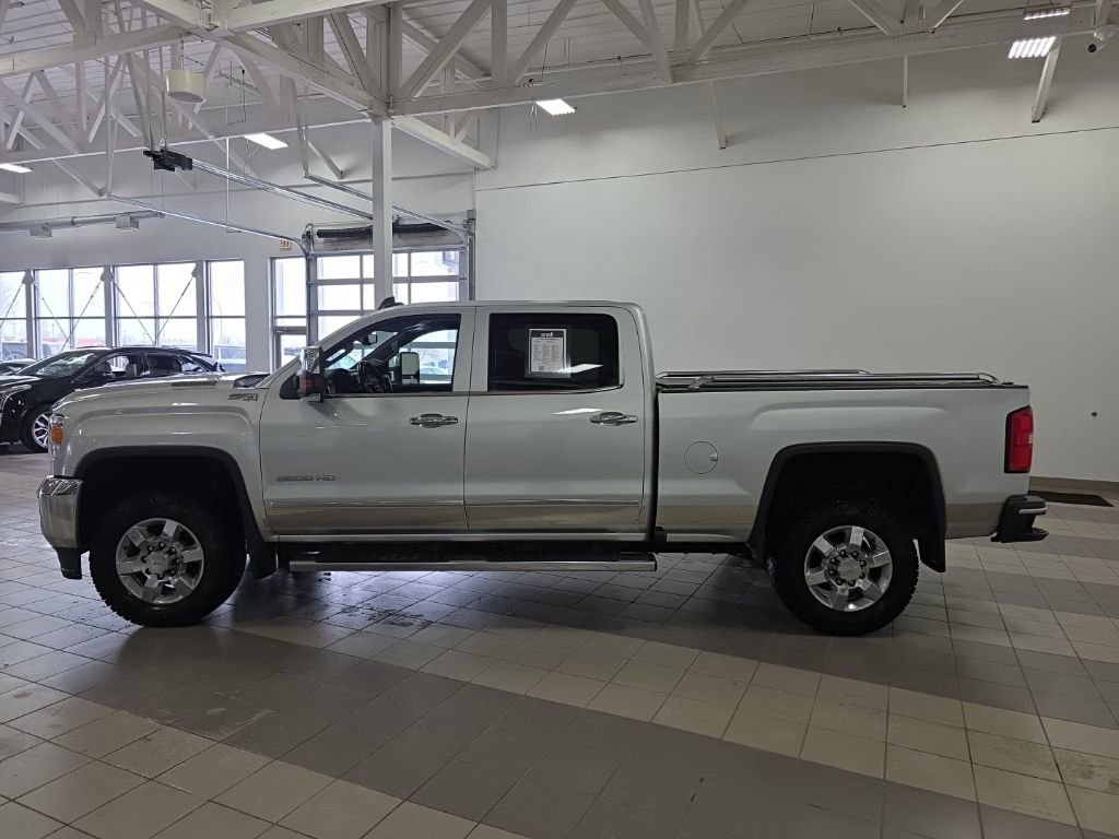 Used 2019 GMC Sierra 3500 SLT w/ Duramax Plus Package AWD/4WD image 2