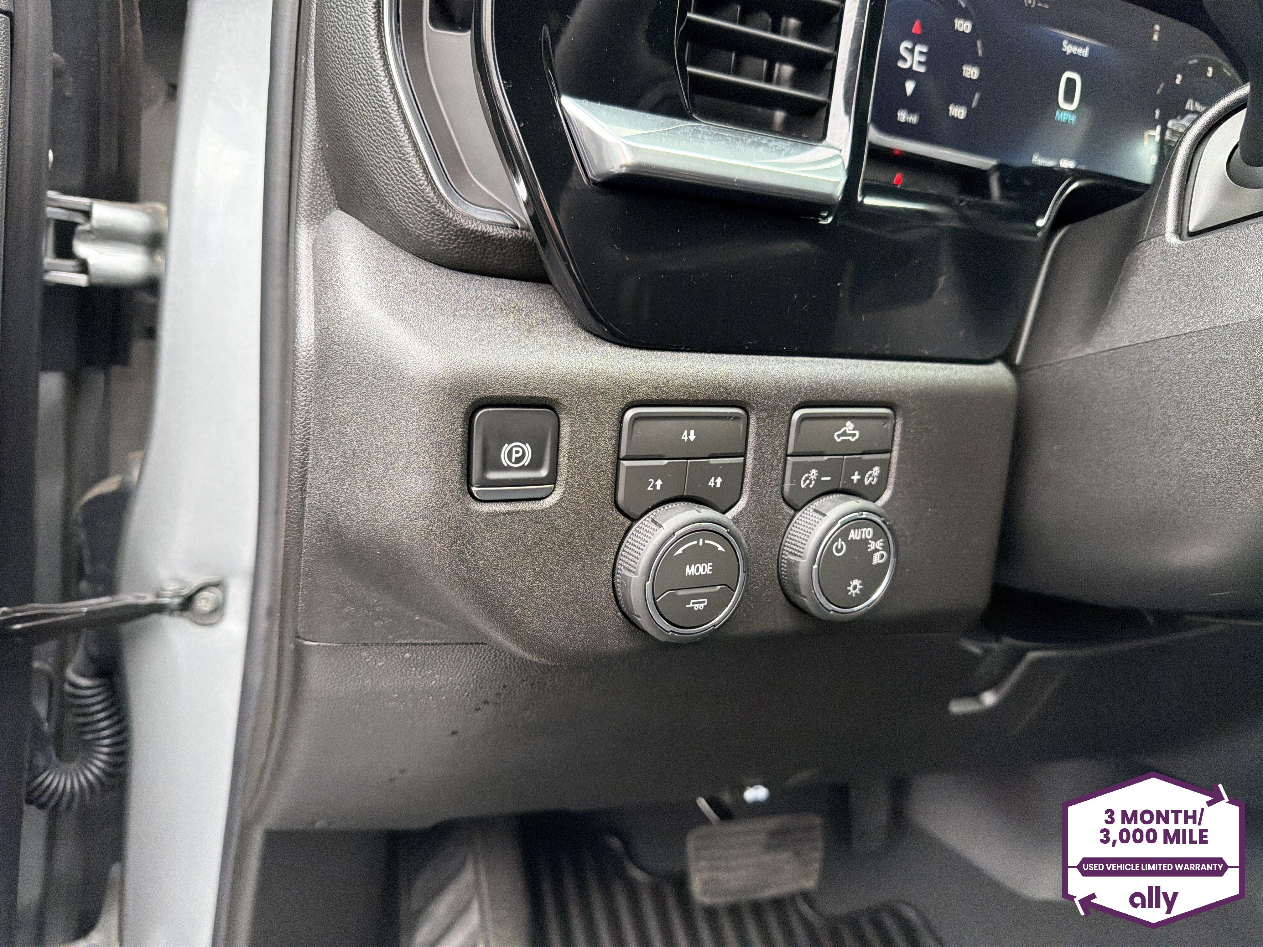 Used 2026 Chevrolet Silverado 2500 LT AWD/4WD image 15