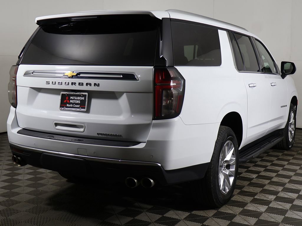 Used 2023 Chevrolet Suburban Premier AWD/4WD image 13