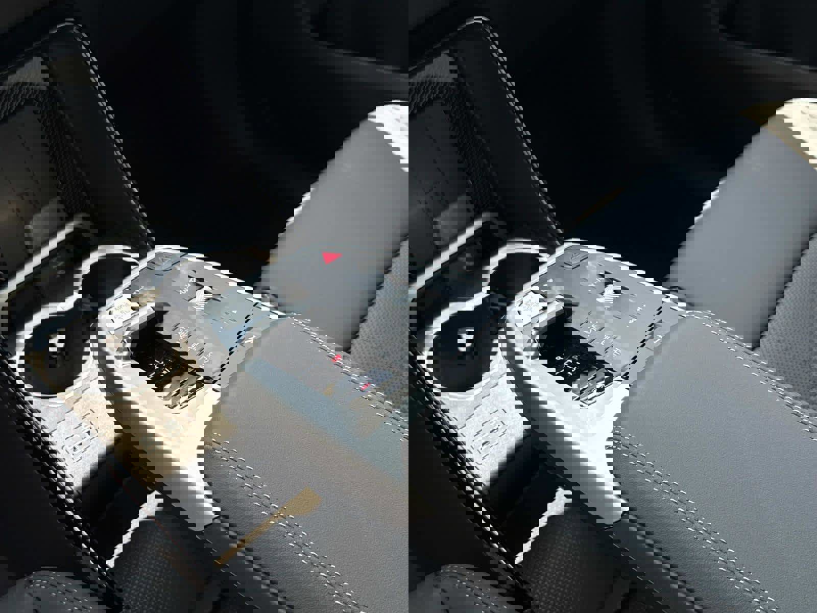 Used 2025 BMW X2 xDrive28i w/ Convenience Package image 21